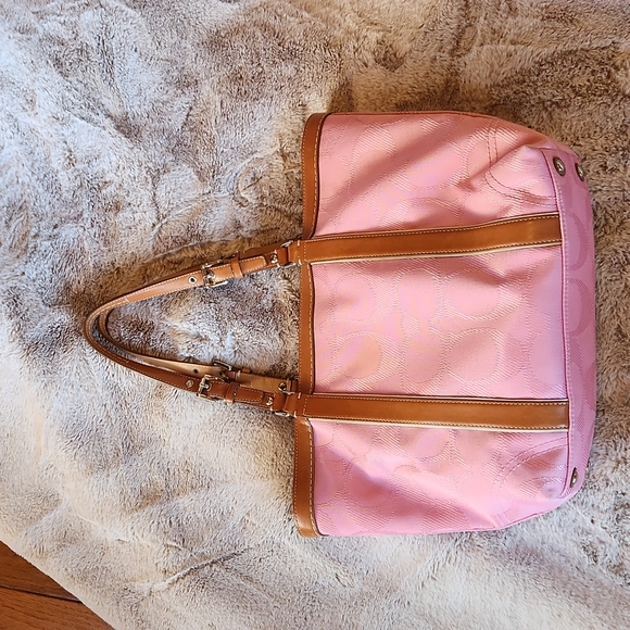 Coach Tote - Picture 3 of 7